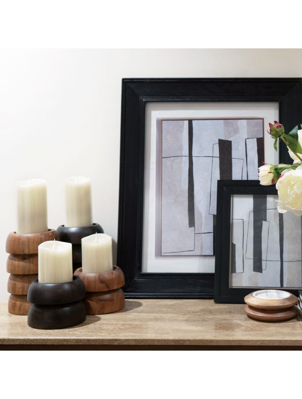 Earl Wooden Pillar Holder-IAAH